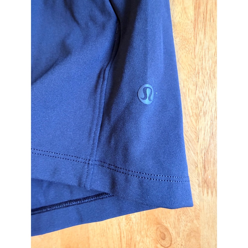 Lululemon On the Fly Short Black Luxtreme Drawstring Athletic Shorts Size 4 - Picture 2 of 8